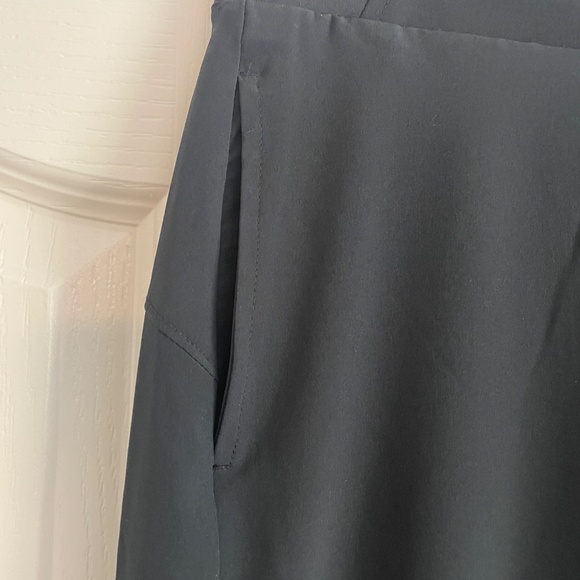 Nike Dry-Fit Pants (Medium) - Picture 4 of 5